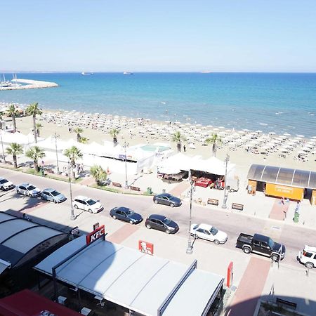 Lazuli Sea View Beachfront Ap 21 Larnaca Exteriér fotografie
