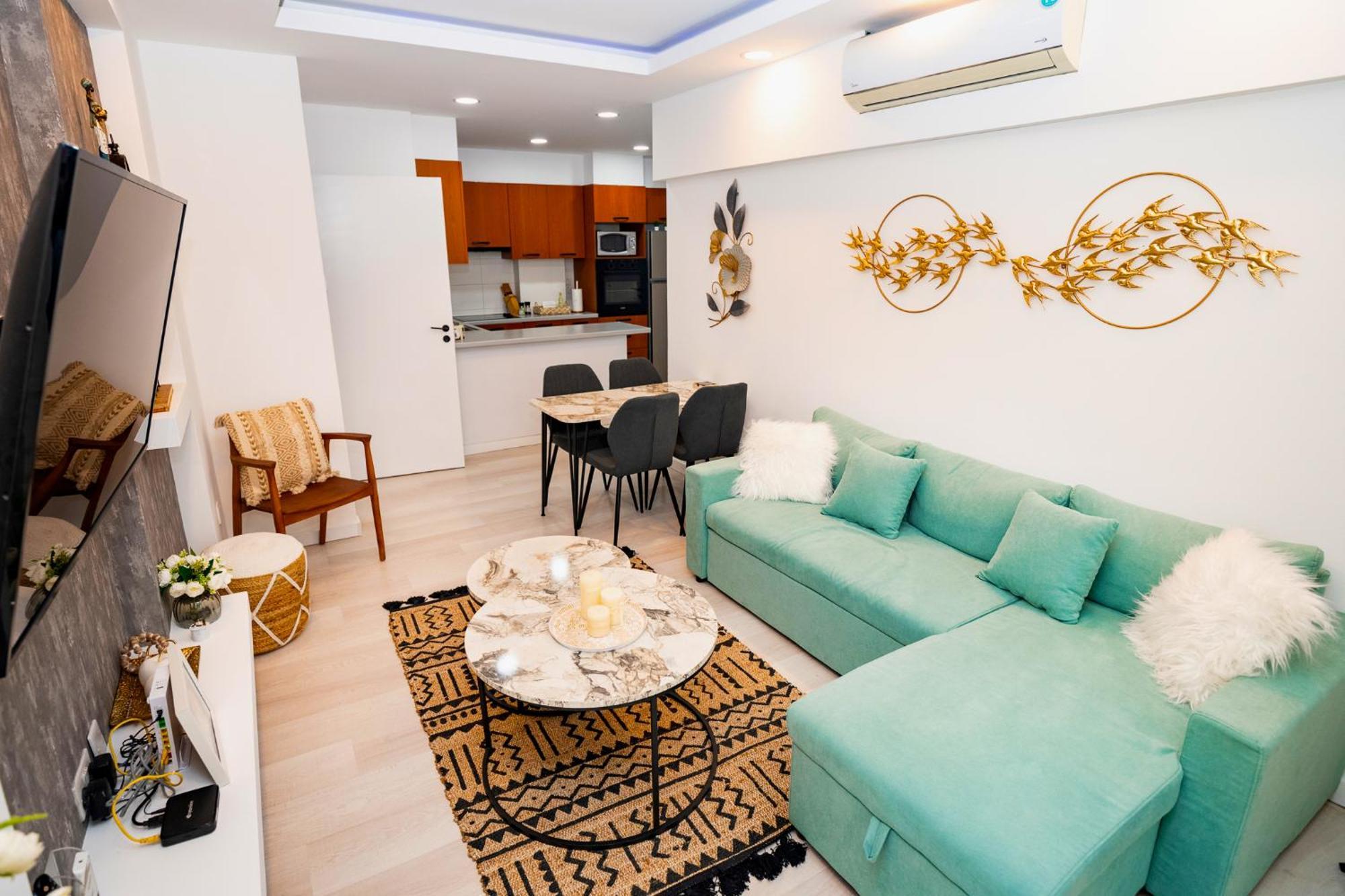 Lazuli Sea View Beachfront Ap 21 Larnaca Exteriér fotografie